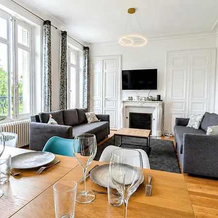 Apartment Grand Lumineux, Sejour Spacieux Troyes