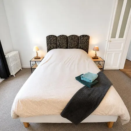 Grand Lumineux, Sejour Spacieux Apartment *